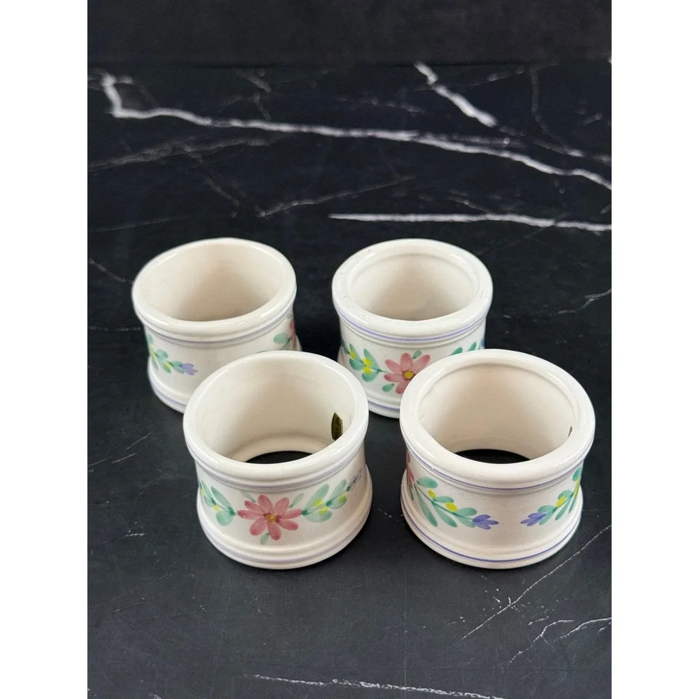 Vintage White Floral Ceramic Napkin Rings Set of Four (4) 2in Cottagecore